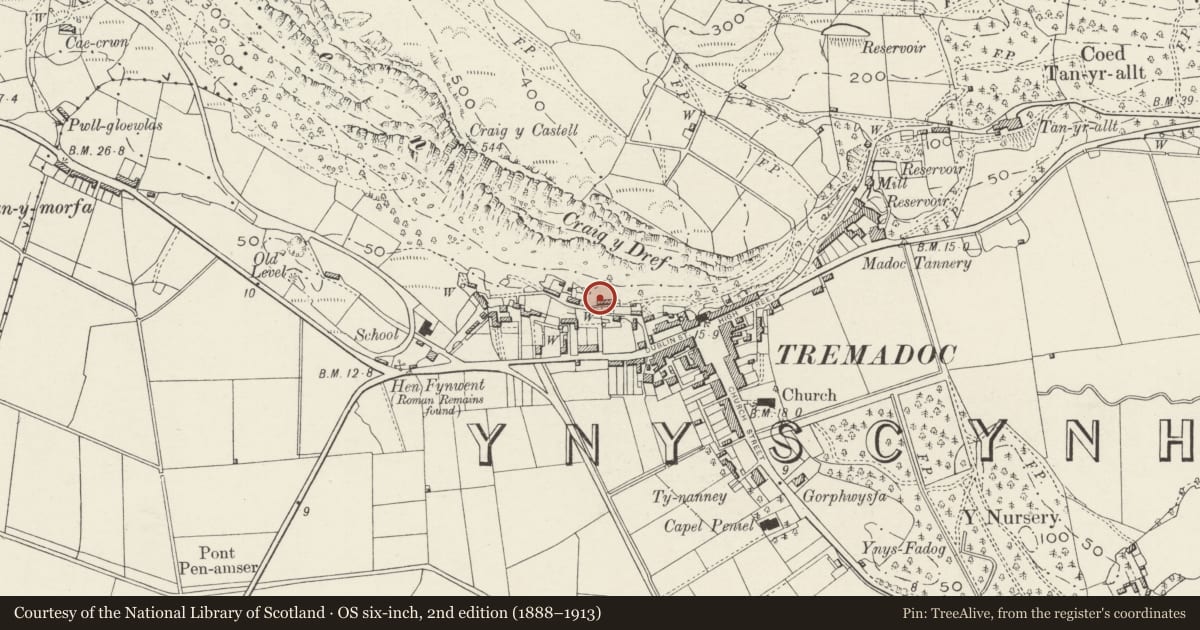 Ordnance Survey six-inch map, 2nd edition (1888–1913) covering the location of 5 Y Graig (Sunnyside), Porthmadog, Gwynedd, with a pin at the register's coordinates