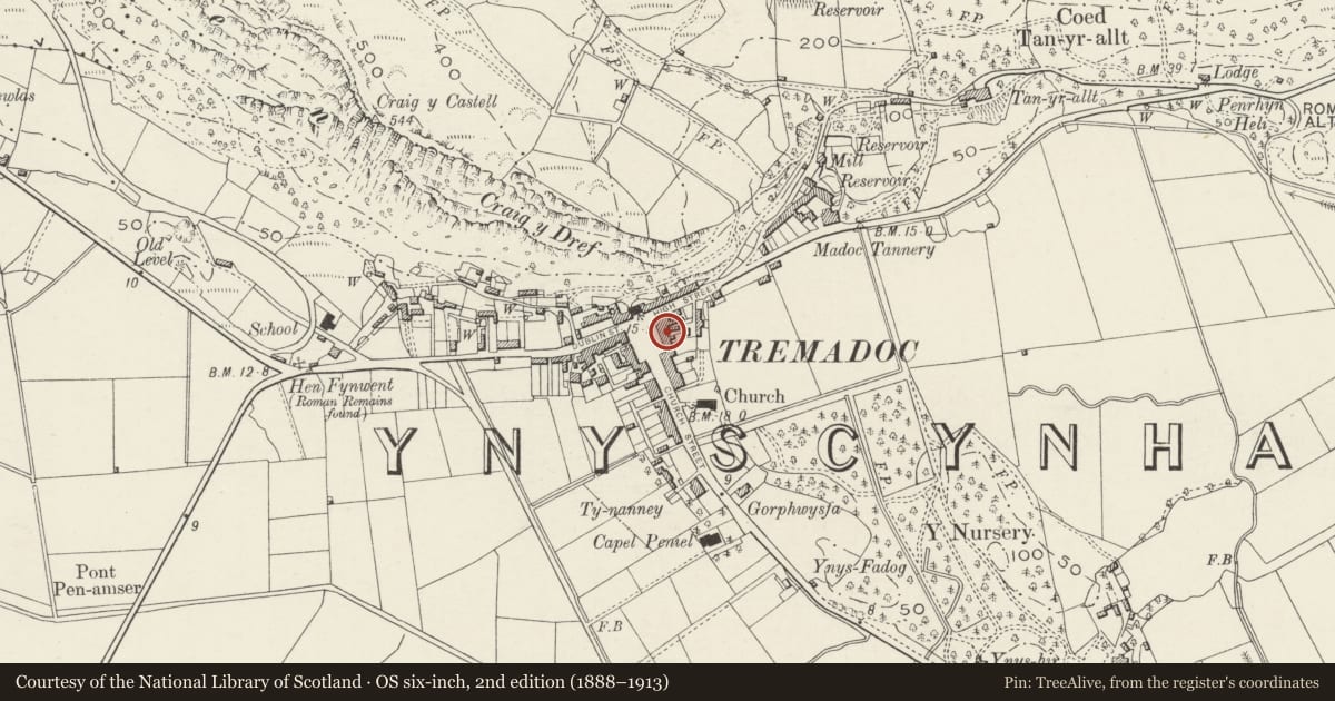 Ordnance Survey six-inch map, 2nd edition (1888–1913) covering the location of Union Inn, Porthmadog, Gwynedd, with a pin at the register's coordinates