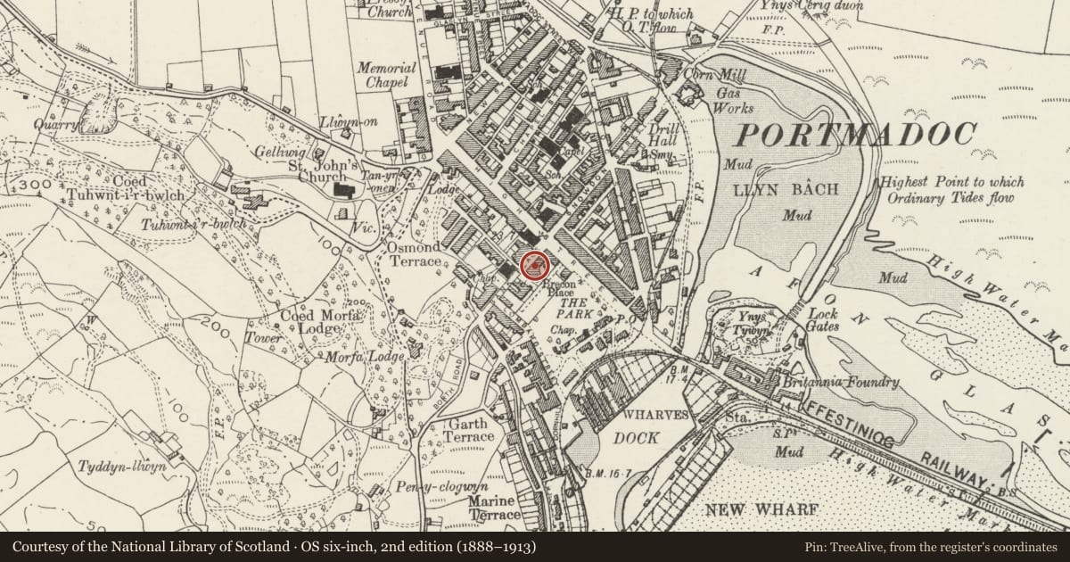 Ordnance Survey six-inch map, 2nd edition (1888–1913) covering the location of Y Cymro and house, Porthmadog, Gwynedd, with a pin at the register's coordinates