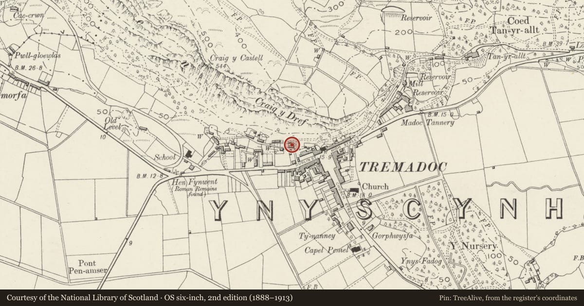 Ordnance Survey six-inch map, 2nd edition (1888–1913) covering the location of Hafan, Porthmadog, Gwynedd, with a pin at the register's coordinates