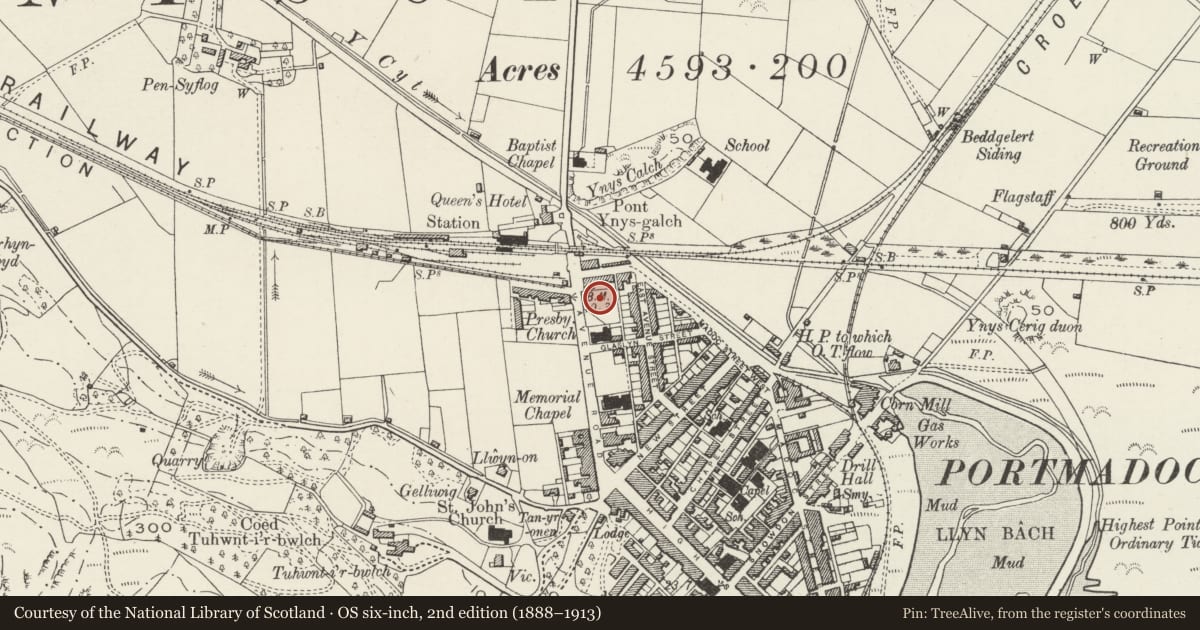 Ordnance Survey six-inch map, 2nd edition (1888–1913) covering the location of Porthmadog Telephone Exchange, Gwynedd, with a pin at the register's coordinates