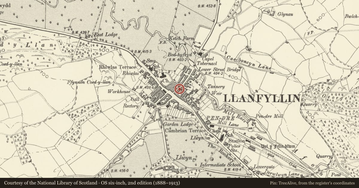 Ordnance Survey six-inch map, 2nd edition (1888–1913) covering the location of 4 Bridge Street, Llanfyllin, Powys, with a pin at the register's coordinates