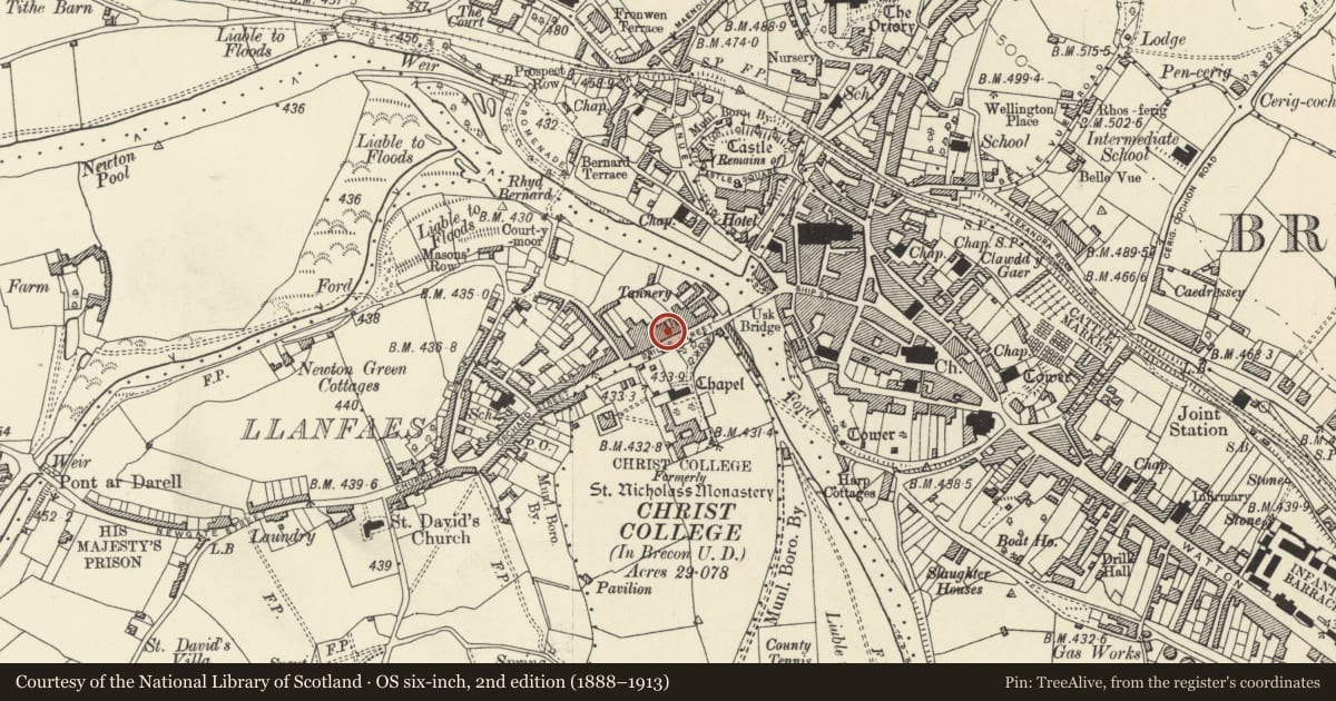 Ordnance Survey six-inch map, 2nd edition (1888–1913) covering the location of 12 Bridge Street, Brecon, Powys, with a pin at the register's coordinates