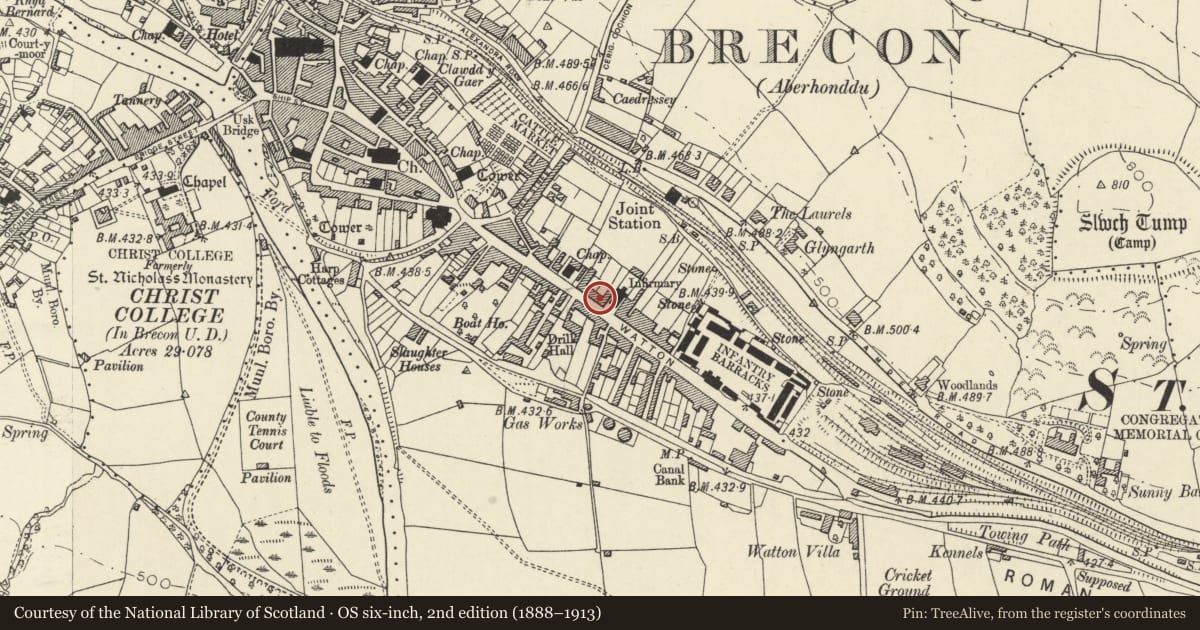 Ordnance Survey six-inch map, 2nd edition (1888–1913) covering the location of 16 The Watton, Brecon, Powys, with a pin at the register's coordinates