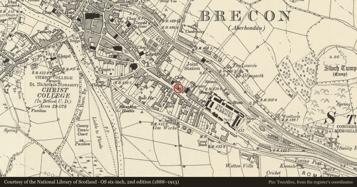Ordnance Survey six-inch map, 2nd edition (1888–1913) covering the location of 19 The Watton, Brecon, Powys, with a pin at the register's coordinates