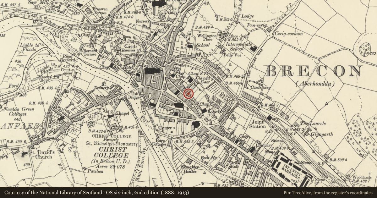 Ordnance Survey six-inch map, 2nd edition (1888–1913) covering the location of 4b Lion Yard, Brecon, Powys, with a pin at the register's coordinates