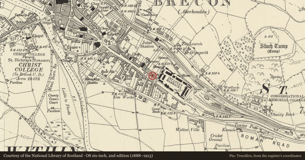 Ordnance Survey six-inch map, 2nd edition (1888–1913) covering the location of 5 The Watton, Brecon, Powys, with a pin at the register's coordinates