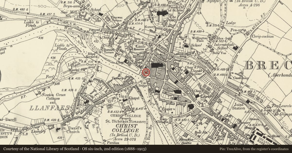 Ordnance Survey six-inch map, 2nd edition (1888–1913) covering the location of 5 Watergate, Brecon, Powys, with a pin at the register's coordinates