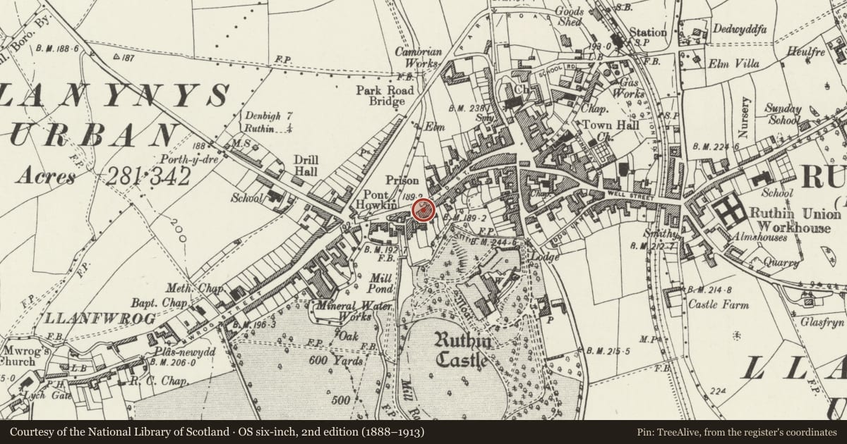 Ordnance Survey six-inch map, 2nd edition (1888–1913) covering the location of 53 Clwyd Street, Ruthin, Denbighshire, with a pin at the register's coordinates