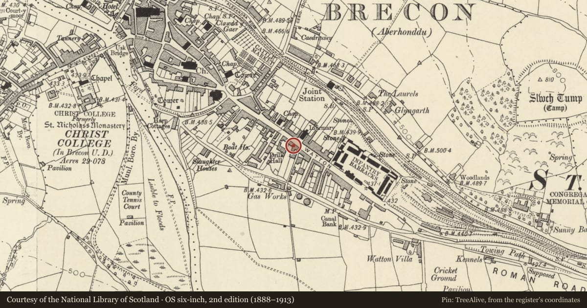 Ordnance Survey six-inch map, 2nd edition (1888–1913) covering the location of 61 The Watton, Brecon, Powys, with a pin at the register's coordinates