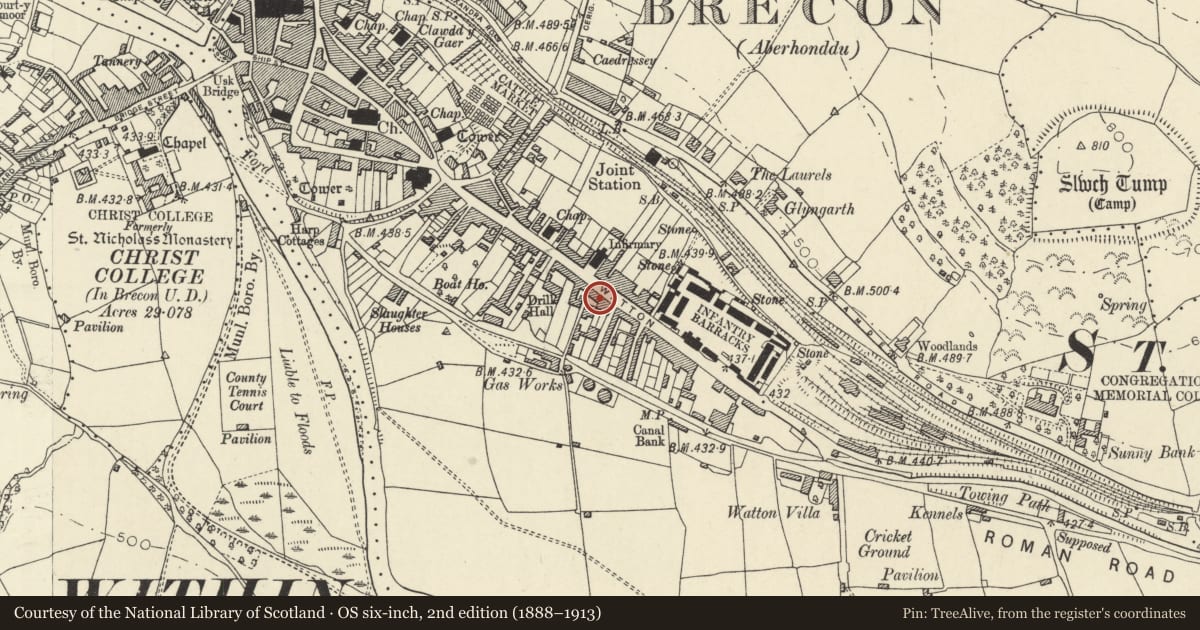 Ordnance Survey six-inch map, 2nd edition (1888–1913) covering the location of 68 The Watton, Brecon, Powys, with a pin at the register's coordinates