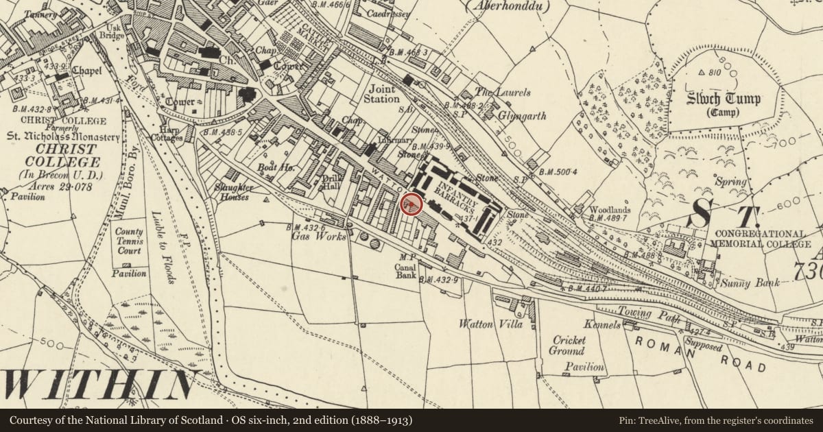 Ordnance Survey six-inch map, 2nd edition (1888–1913) covering the location of 86 The Watton, Brecon, Powys, with a pin at the register's coordinates
