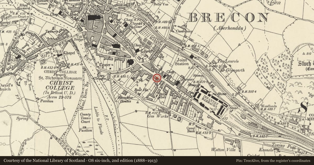 Ordnance Survey six-inch map, 2nd edition (1888–1913) covering the location of 45/46 The Watton, Brecon, Powys, with a pin at the register's coordinates
