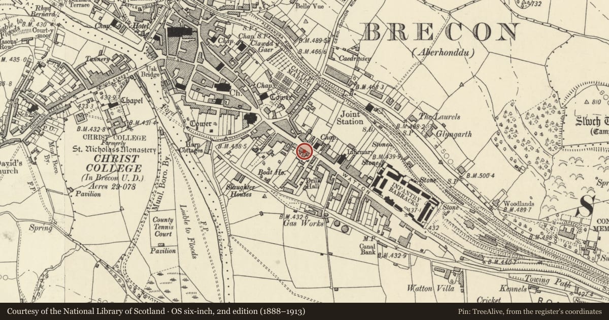 Ordnance Survey six-inch map, 2nd edition (1888–1913) covering the location of Borderers Guest House, Brecon, Powys, with a pin at the register's coordinates