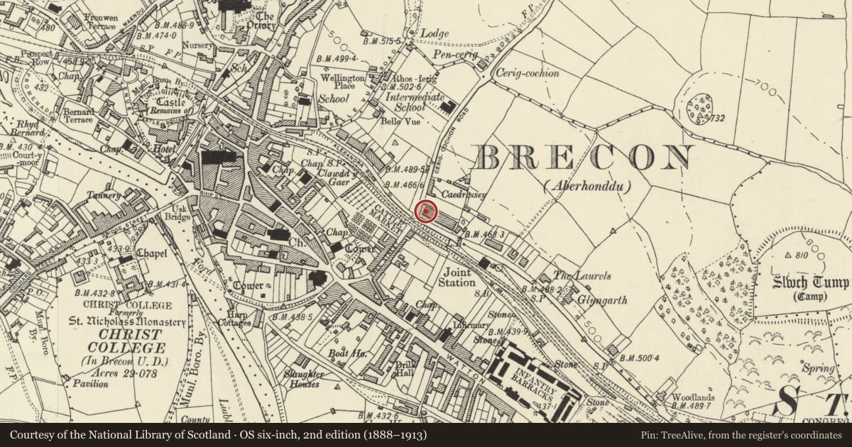 Ordnance Survey six-inch map, 2nd edition (1888–1913) covering the location of 1 Camden Road, Brecon, Powys, with a pin at the register's coordinates