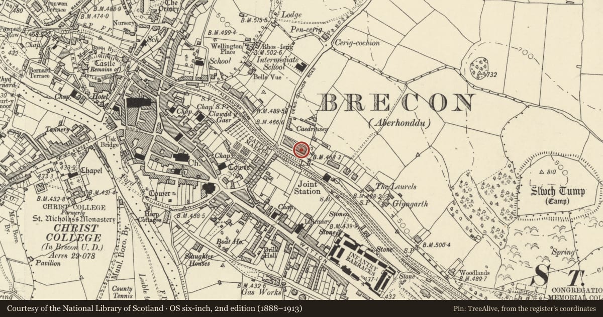 Ordnance Survey six-inch map, 2nd edition (1888–1913) covering the location of 10 Camden Road, Brecon, Powys, with a pin at the register's coordinates