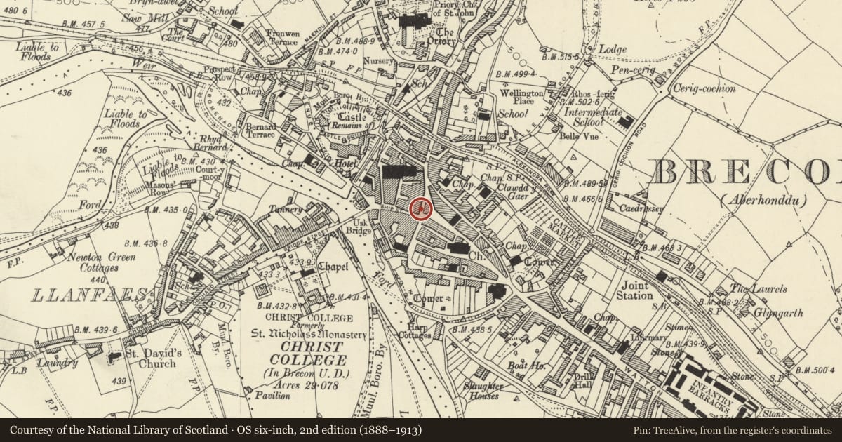 Ordnance Survey six-inch map, 2nd edition (1888–1913) covering the location of 35 High Street Superior, Brecon, Powys, with a pin at the register's coordinates