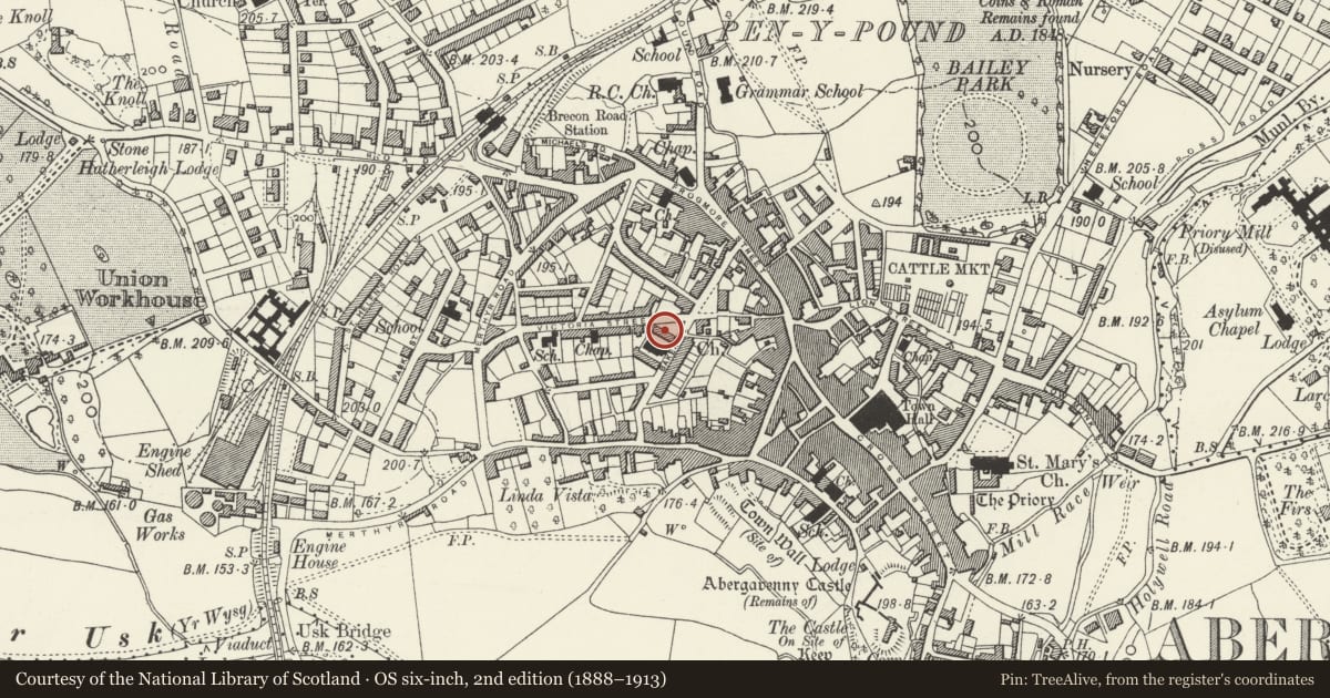 Ordnance Survey six-inch map, 2nd edition (1888–1913) covering the location of Trinity Almshouses, Abergavenny, Monmouthshire, with a pin at the register's coordinates