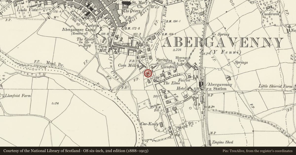 Ordnance Survey six-inch map, 2nd edition (1888–1913) covering the location of Bella Vista, including garden walls, gatepiers and railings, Abergavenny, Monmouthshire, with a pin at the register's coordinates