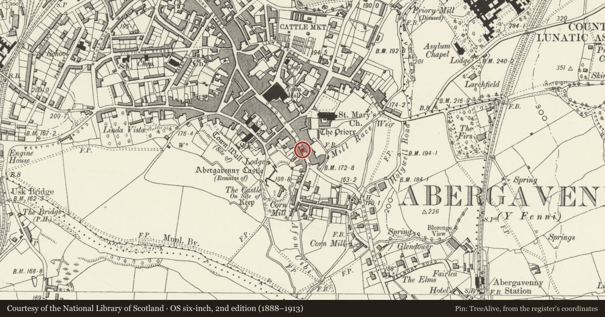 Ordnance Survey six-inch map, 2nd edition (1888–1913) covering the location of 23A Cross Street, Abergavenny, Monmouthshire, with a pin at the register's coordinates