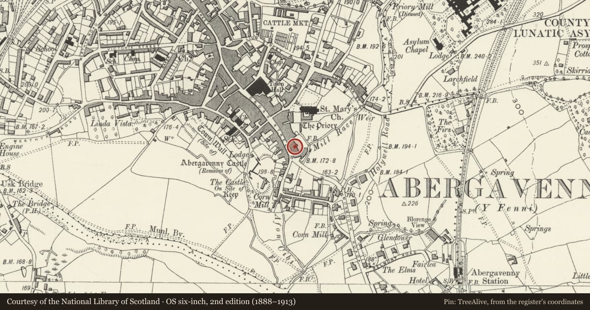 Ordnance Survey six-inch map, 2nd edition (1888–1913) covering the location of 38 Cross Street, Abergavenny, Monmouthshire, with a pin at the register's coordinates