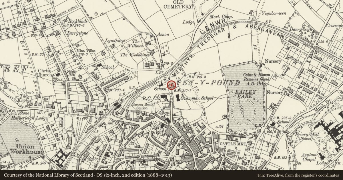 Ordnance Survey six-inch map, 2nd edition (1888–1913) covering the location of Entrance Gates of No. 11, Abergavenny, Monmouthshire, with a pin at the register's coordinates