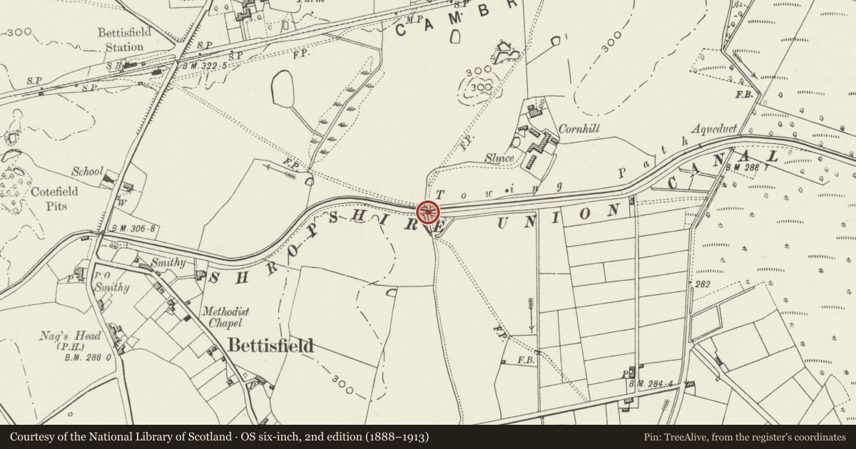 Ordnance Survey six-inch map, 2nd edition (1888–1913) covering the location of Cornhill Bridge (Bridge No 47, Llangollen Canal), Maelor South, Wrexham, with a pin at the register's coordinates