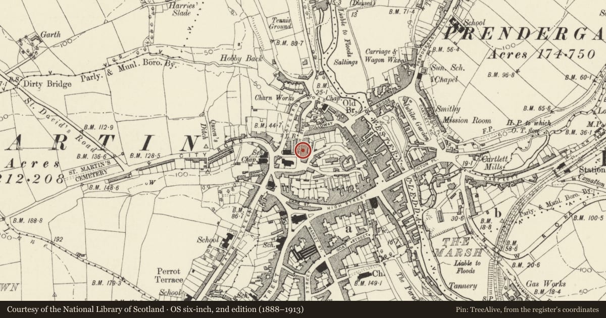 Ordnance Survey six-inch map, 2nd edition (1888–1913) covering the location of No. 7 Castle Terrace, Haverfordwest, Pembrokeshire, with a pin at the register's coordinates