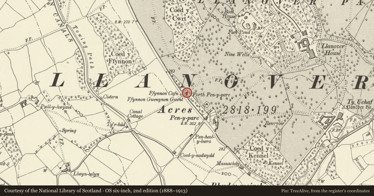 Ordnance Survey six-inch map, 2nd edition (1888–1913) covering the location of Lodge at Porth Pen-y-parc, Goetre Fawr, Monmouthshire, with a pin at the register's coordinates