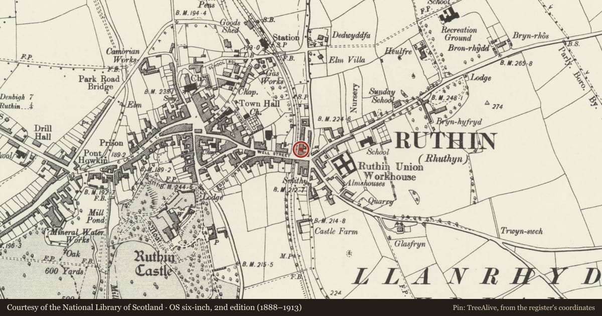 Ordnance Survey six-inch map, 2nd edition (1888–1913) covering the location of 1 Railway Terrace, Ruthin, Denbighshire, with a pin at the register's coordinates