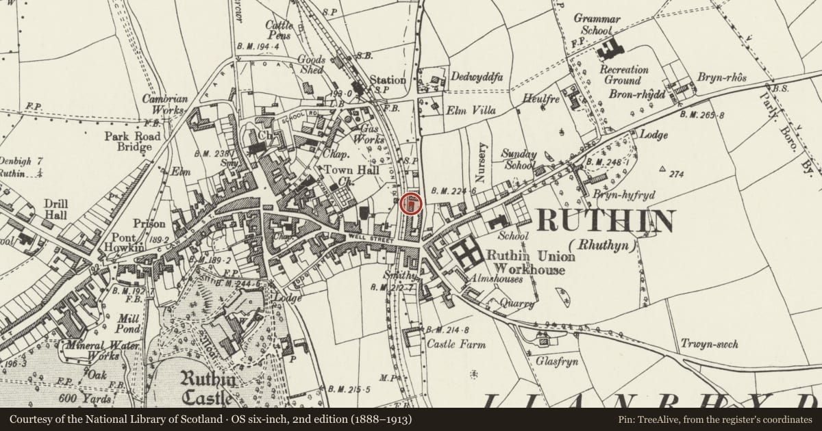 Ordnance Survey six-inch map, 2nd edition (1888–1913) covering the location of 13 Railway Terrace, Ruthin, Denbighshire, with a pin at the register's coordinates