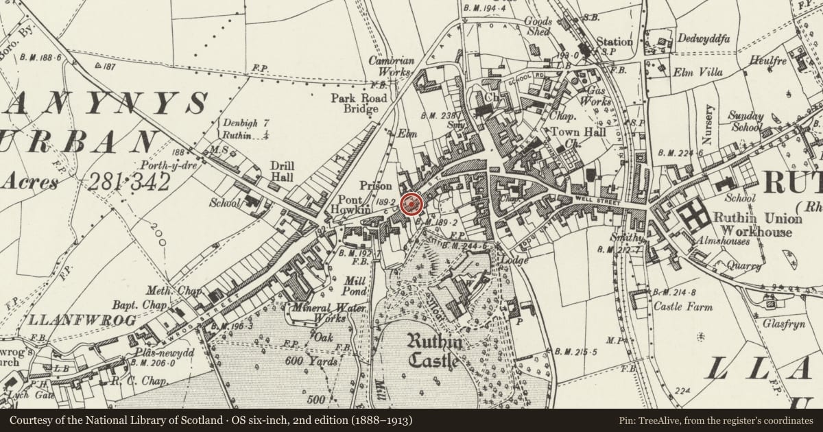 Ordnance Survey six-inch map, 2nd edition (1888–1913) covering the location of 41 Clwyd Street, Ruthin, Denbighshire, with a pin at the register's coordinates