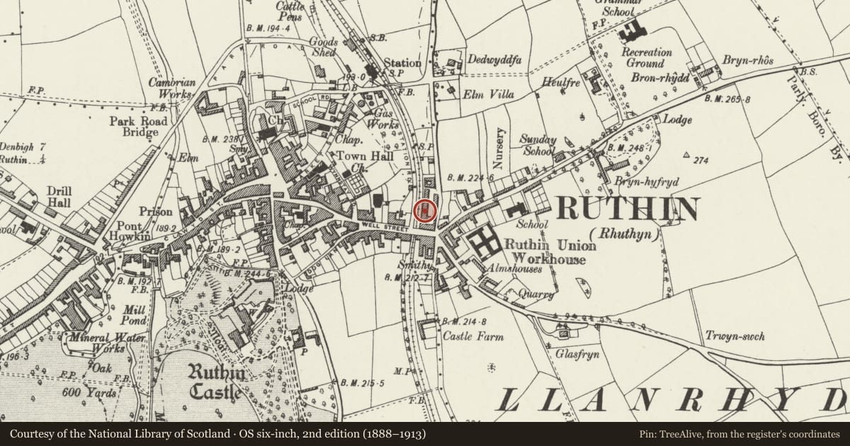 Ordnance Survey six-inch map, 2nd edition (1888–1913) covering the location of 5 Railway Terrace, Ruthin, Denbighshire, with a pin at the register's coordinates