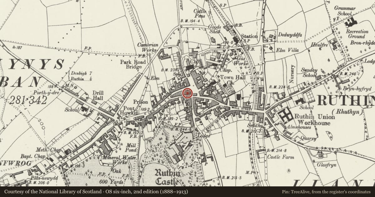 Ordnance Survey six-inch map, 2nd edition (1888–1913) covering the location of 2A Upper Clwyd Street, Ruthin, Denbighshire, with a pin at the register's coordinates