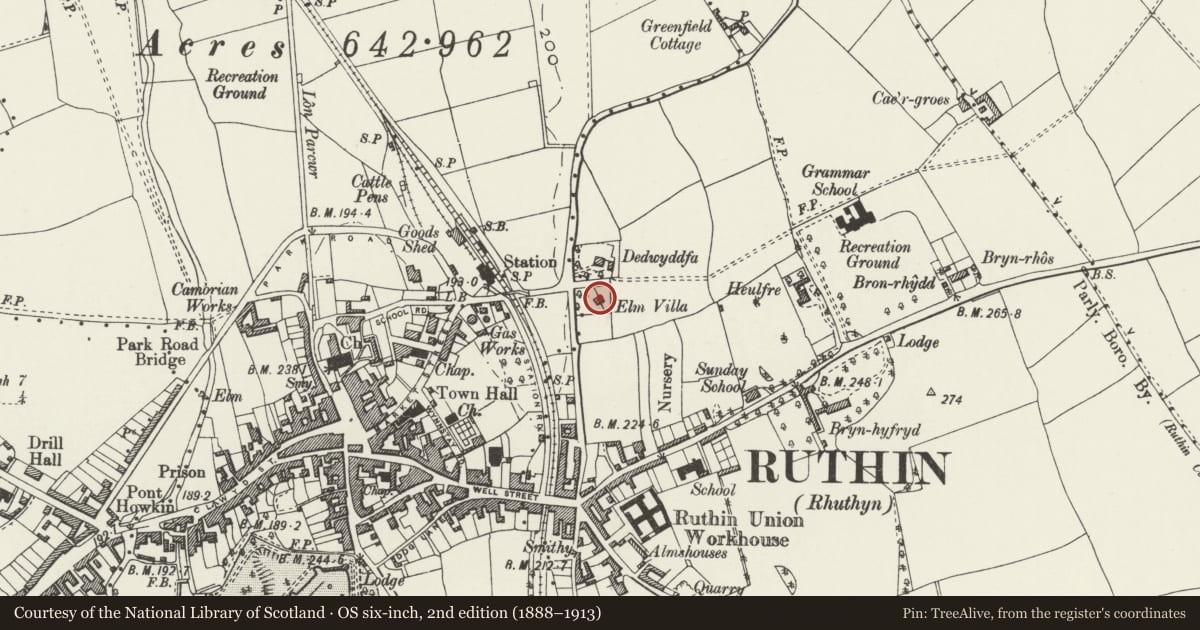 Ordnance Survey six-inch map, 2nd edition (1888–1913) covering the location of Coetmor, Ruthin, Denbighshire, with a pin at the register's coordinates