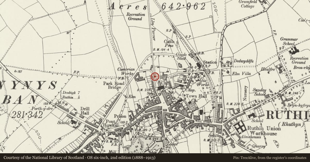 Ordnance Survey six-inch map, 2nd edition (1888–1913) covering the location of Entrance and boundary walls to Churchyard Extension, Ruthin, Denbighshire, with a pin at the register's coordinates