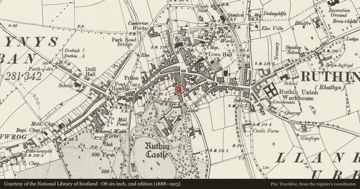 Ordnance Survey six-inch map, 2nd edition (1888–1913) covering the location of Plas yn Dre, Ruthin, Denbighshire, with a pin at the register's coordinates