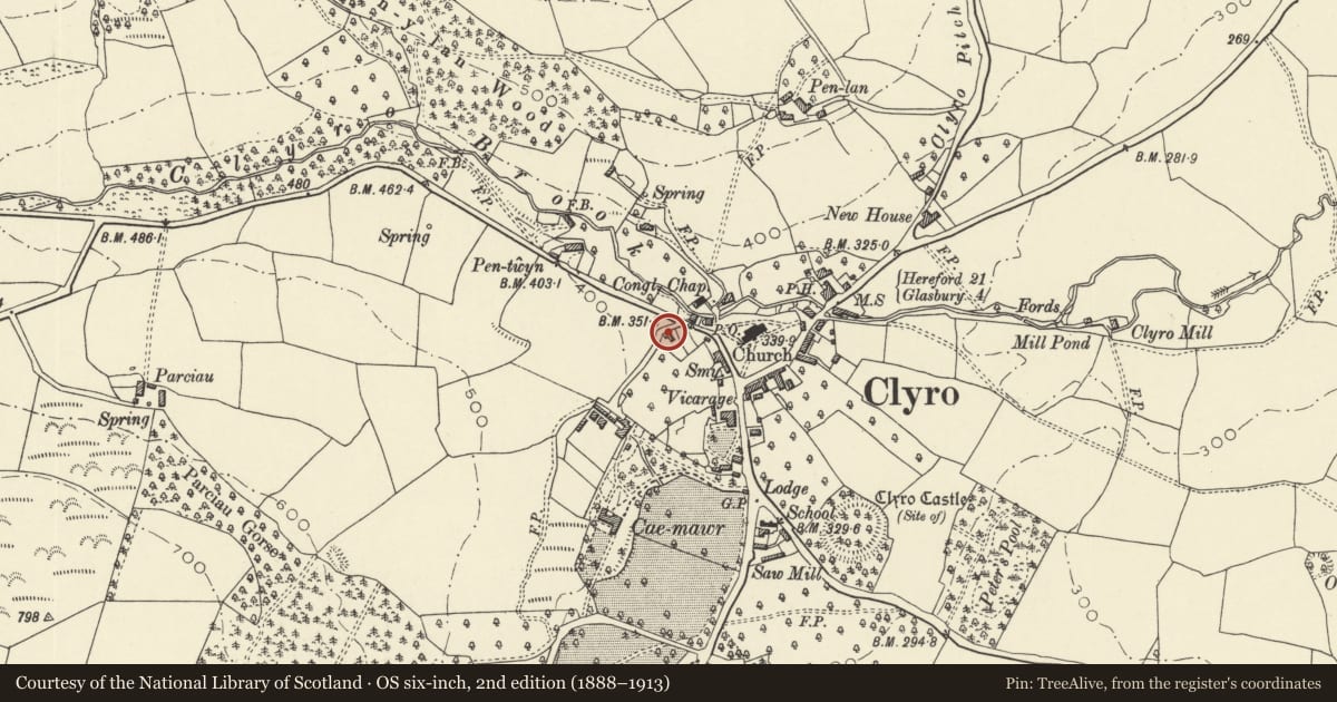 Ordnance Survey six-inch map, 2nd edition (1888–1913) covering the location of Sacred Cottage, Clyro, Powys, with a pin at the register's coordinates