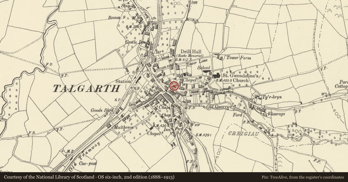 Ordnance Survey six-inch map, 2nd edition (1888–1913) covering the location of Telephone Call-box on The Square, Talgarth, Powys, with a pin at the register's coordinates