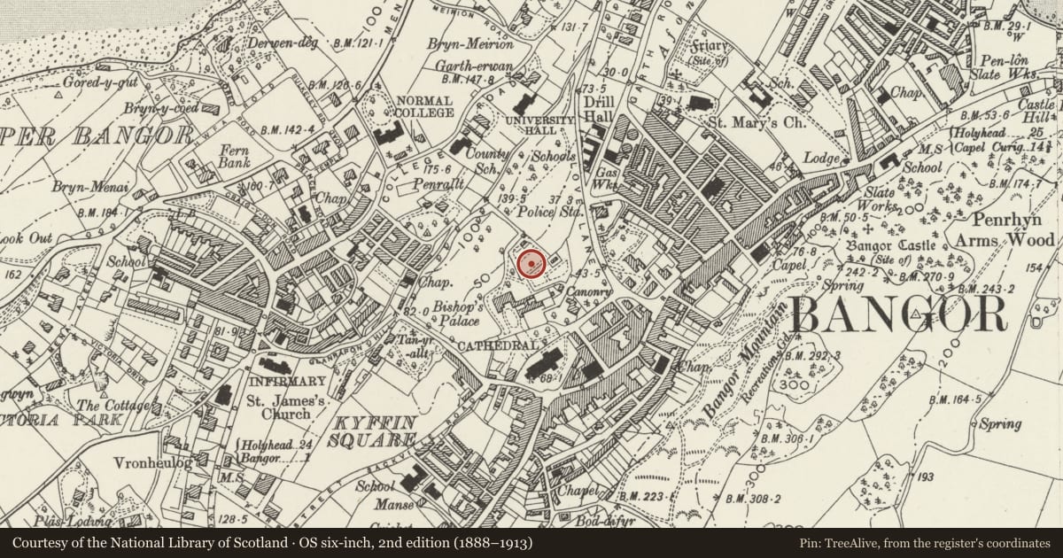 Ordnance Survey six-inch map, 2nd edition (1888–1913) covering the location of Former Post-Office, including gates to service yard, Bangor, Gwynedd, with a pin at the register's coordinates