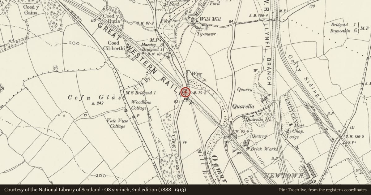 Ordnance Survey six-inch map, 2nd edition (1888–1913) covering the location of Tondu Road Underbridge, Bridgend, with a pin at the register's coordinates
