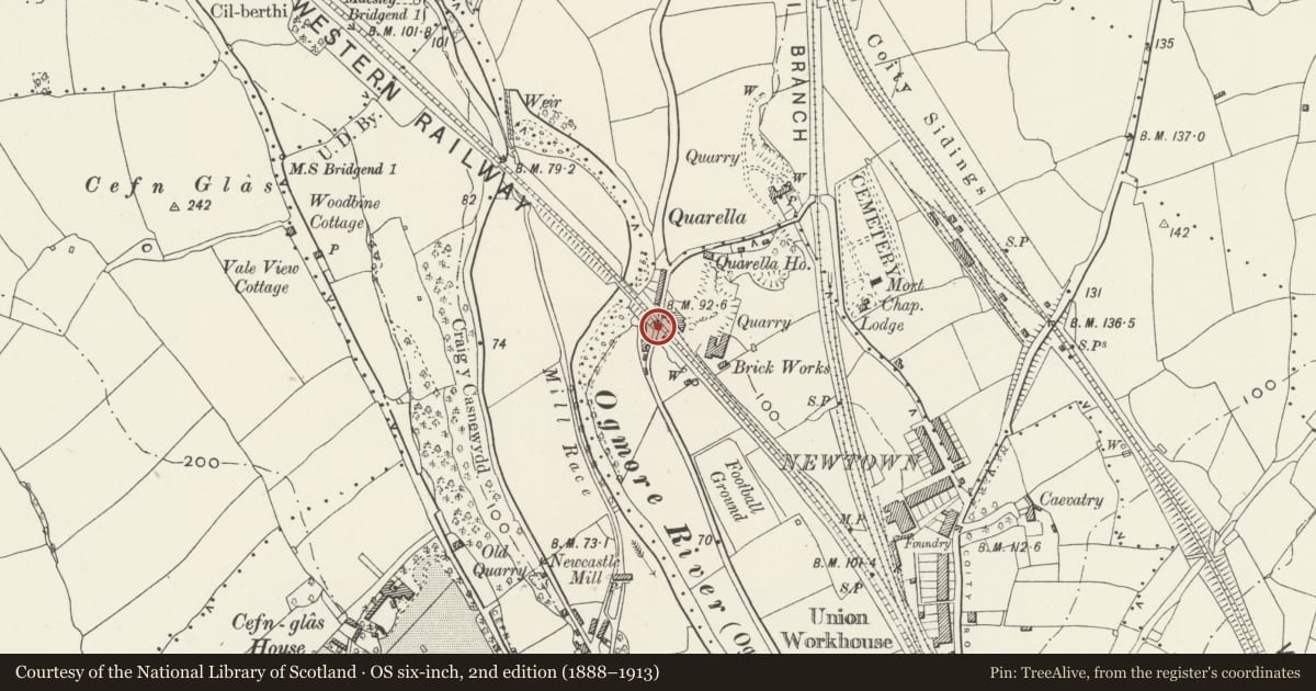 Ordnance Survey six-inch map, 2nd edition (1888–1913) covering the location of Quarella Road Underbridge, Bridgend, with a pin at the register's coordinates