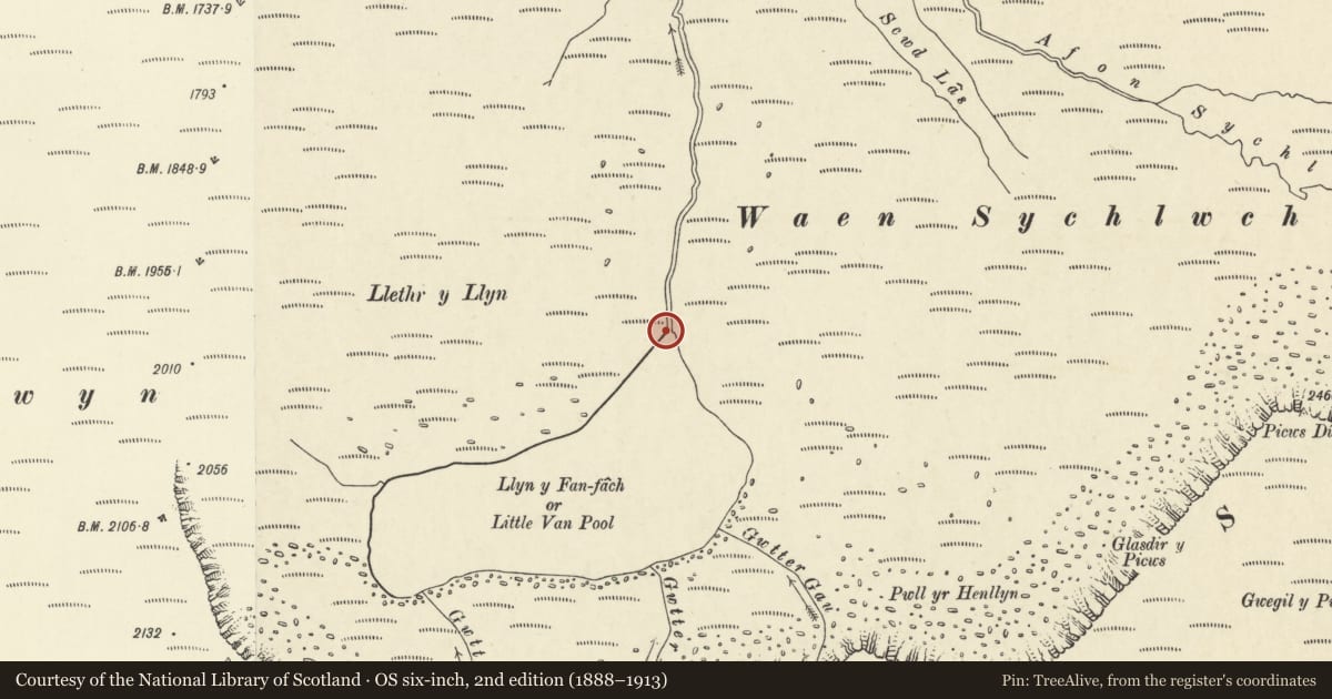 Ordnance Survey six-inch map, 2nd edition (1888–1913) covering the location of Llyn y Fan Fach Reservoir Dam, Llanddeusant, Carmarthenshire, with a pin at the register's coordinates