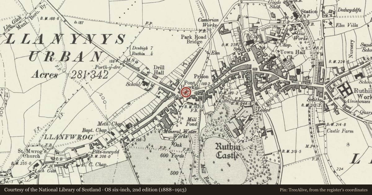 Ordnance Survey six-inch map, 2nd edition (1888–1913) covering the location of Pont Howkin, Ruthin, Denbighshire, with a pin at the register's coordinates