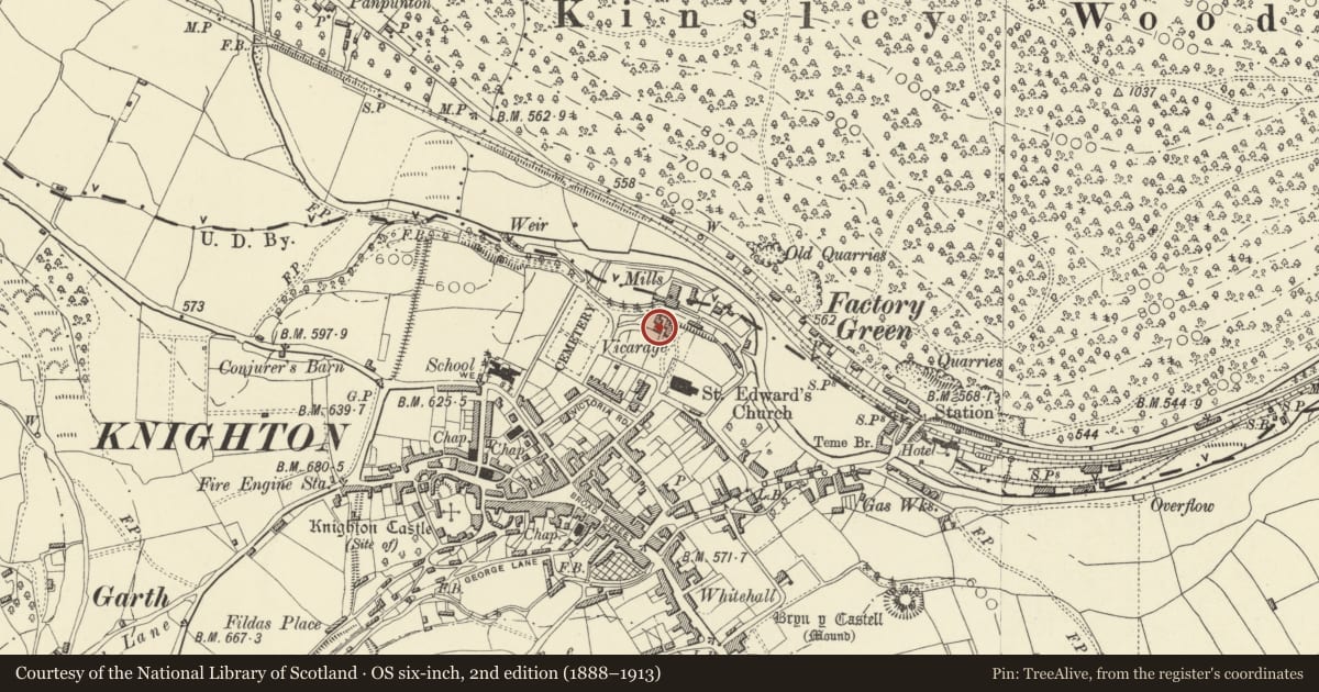 Ordnance Survey six-inch map, 2nd edition (1888–1913) covering the location of Outbuilding adjoining the former Council Offices, Knighton, Powys, with a pin at the register's coordinates