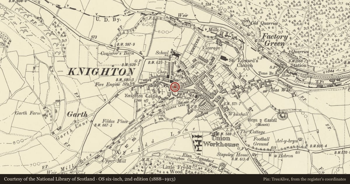 Ordnance Survey six-inch map, 2nd edition (1888–1913) covering the location of G.D.Eastment, Jeweller and Foodstore, Knighton, Powys, with a pin at the register's coordinates