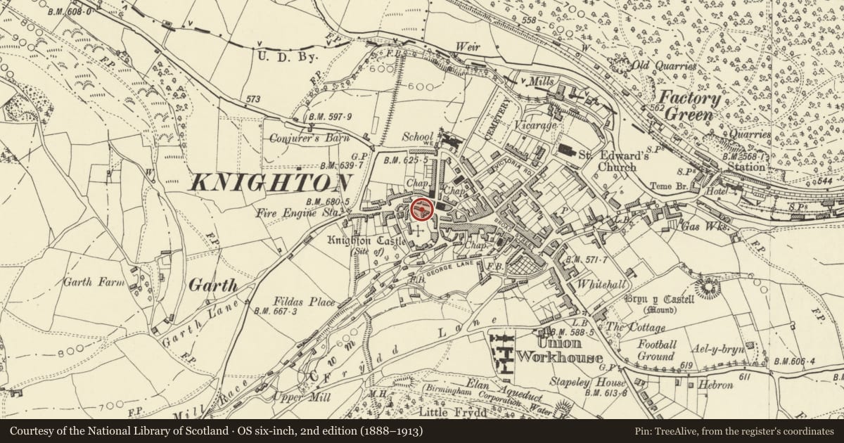 Ordnance Survey six-inch map, 2nd edition (1888–1913) covering the location of 45 Market Street, Knighton, Powys, with a pin at the register's coordinates