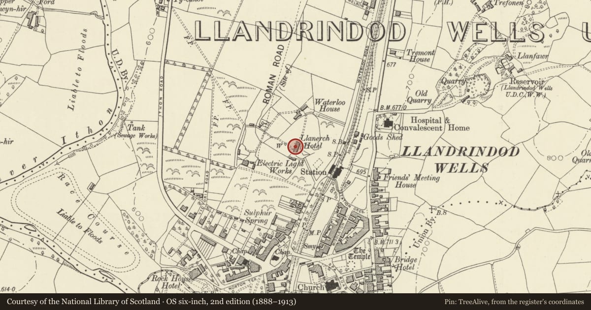 Ordnance Survey six-inch map, 2nd edition (1888–1913) covering the location of Llanerch Hotel, Llandrindod Wells, Powys, with a pin at the register's coordinates