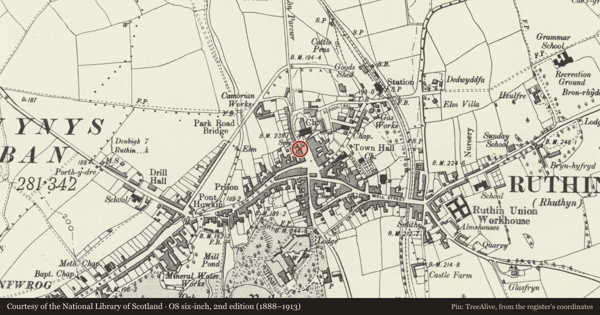 Ordnance Survey six-inch map, 2nd edition (1888–1913) covering the location of 11-11A, Ruthin, Denbighshire, with a pin at the register's coordinates