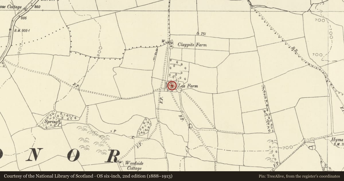 Ordnance Survey six-inch map, 2nd edition (1888–1913) covering the location of Cowhouse to SE of Lea Farmhouse, New Radnor, Powys, with a pin at the register's coordinates